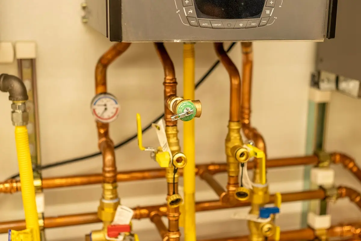 Licensed technician providing Emergency Plumbing for a homeowner in Highland Springs